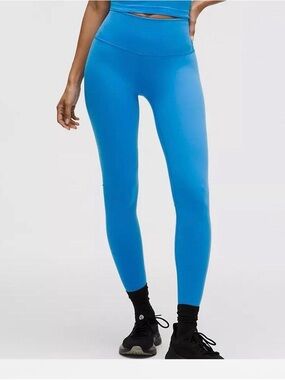 Bright Blue Lululemon Wonder Under leggings 28”